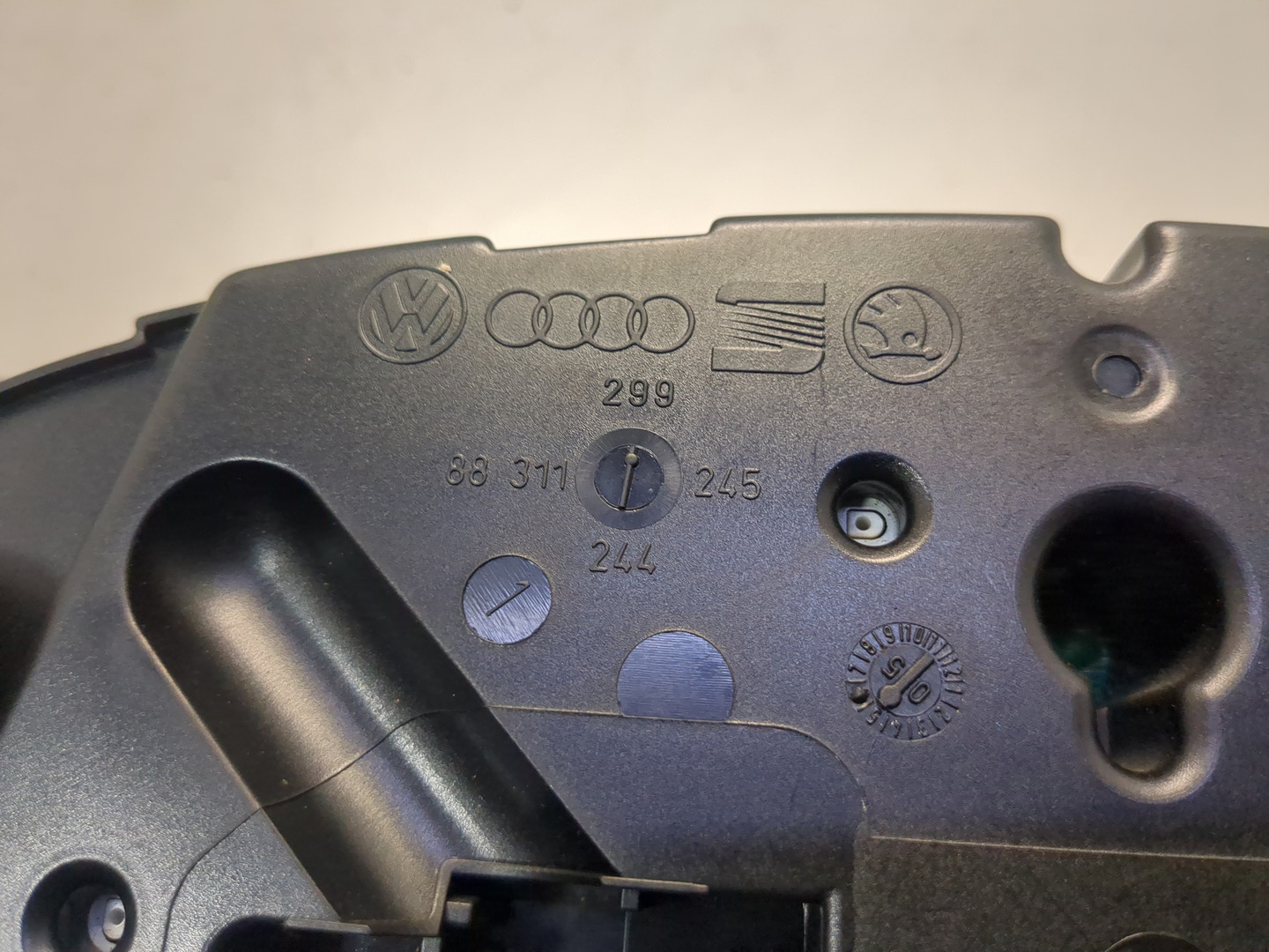 Панель приборов