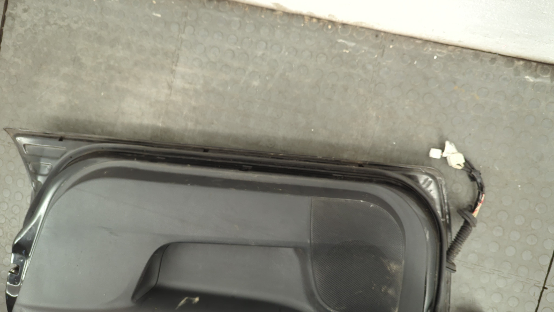 Дверь передняя правая