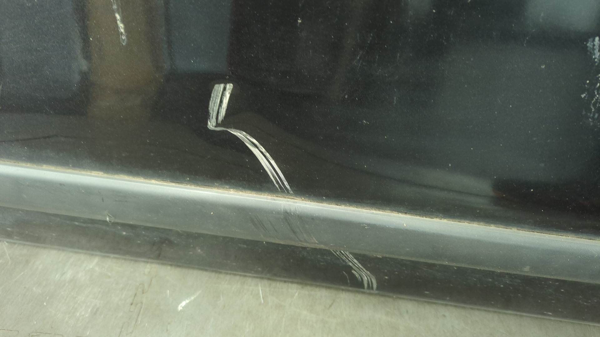 Дверь передняя правая