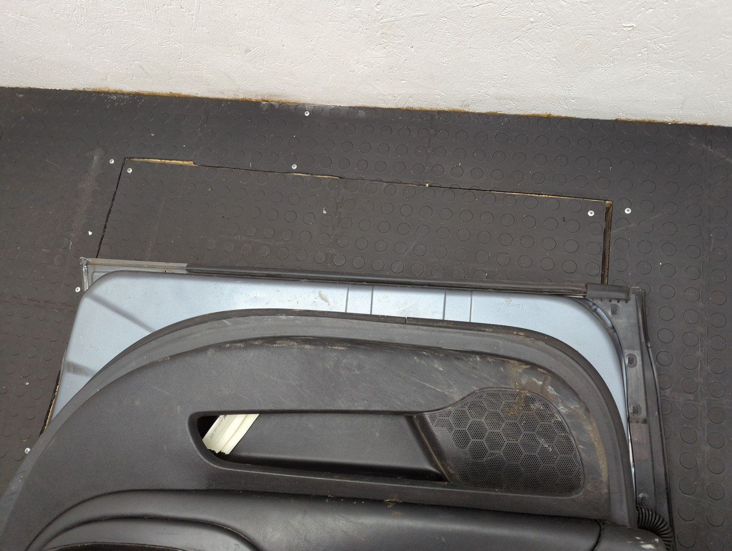 Дверь передняя правая