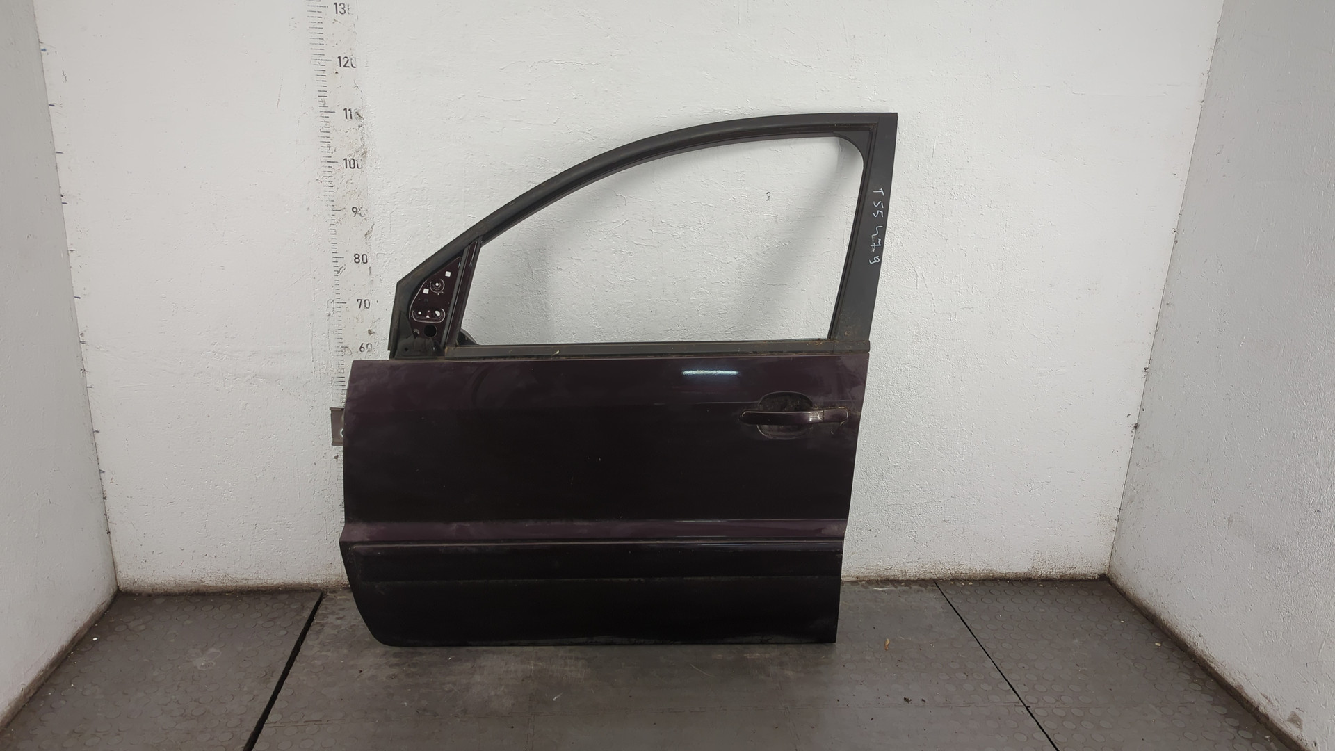 Дверь передняя левая
