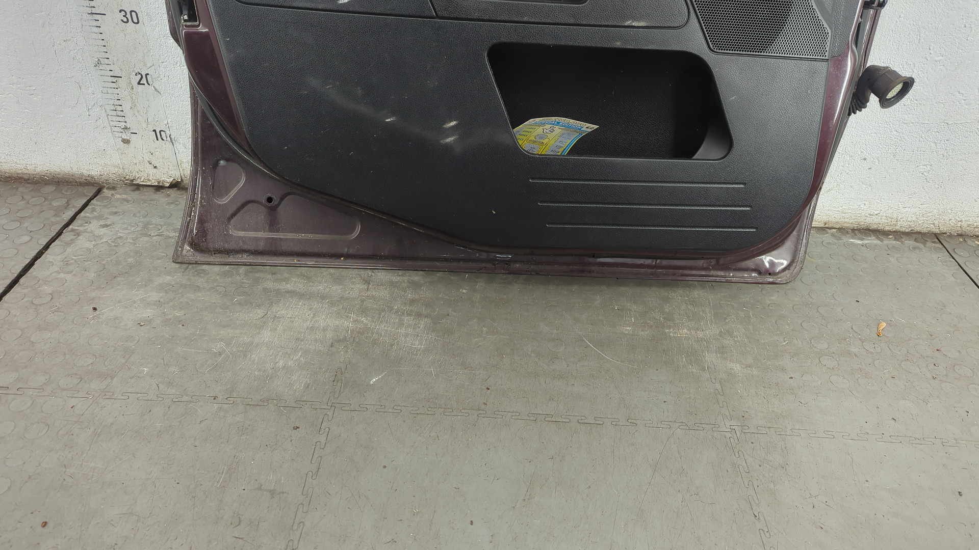 Дверь передняя левая