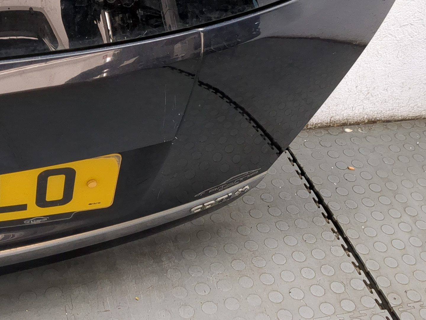 Дверь багажника