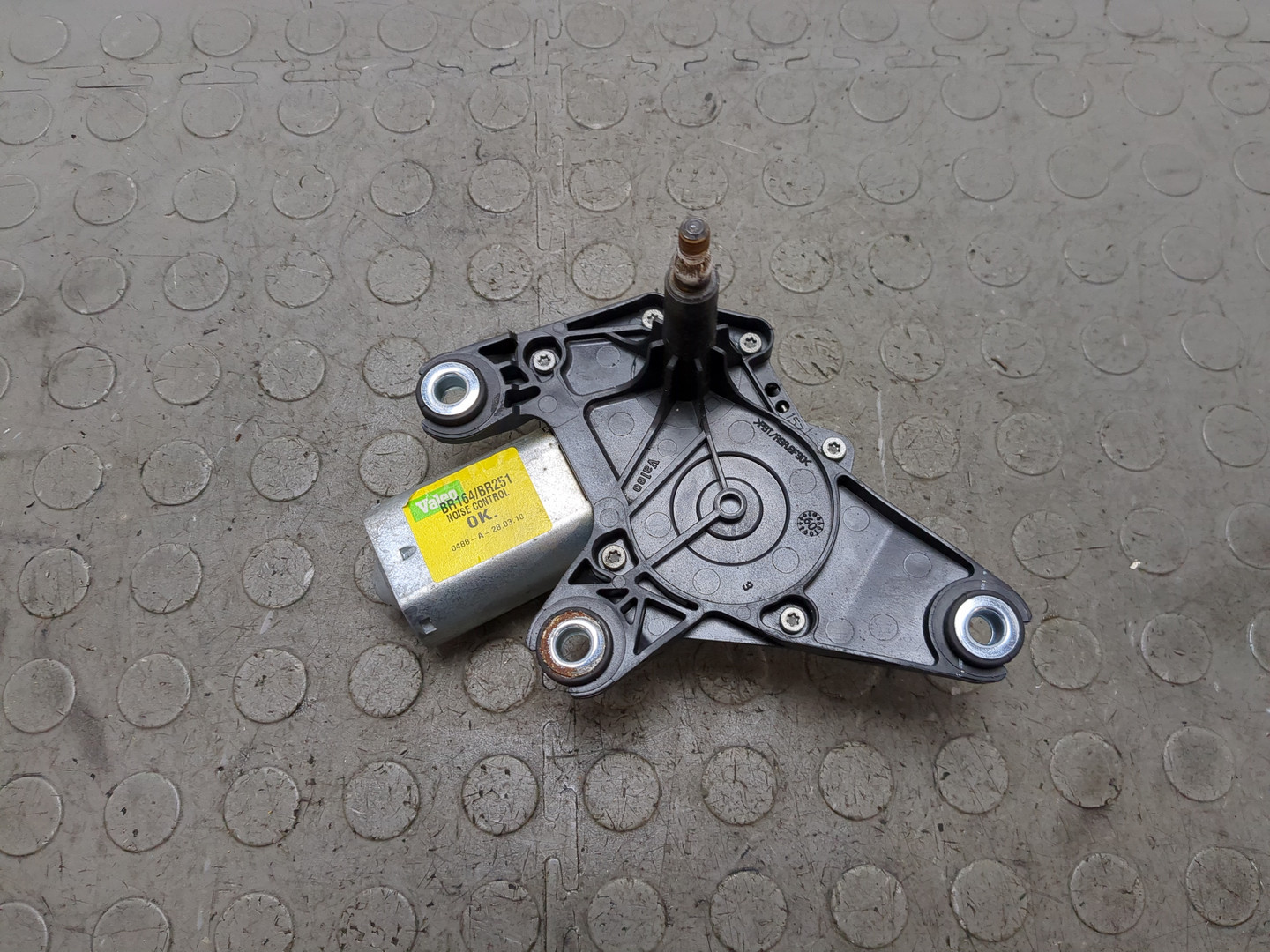 Моторчик стеклоочистителя задний