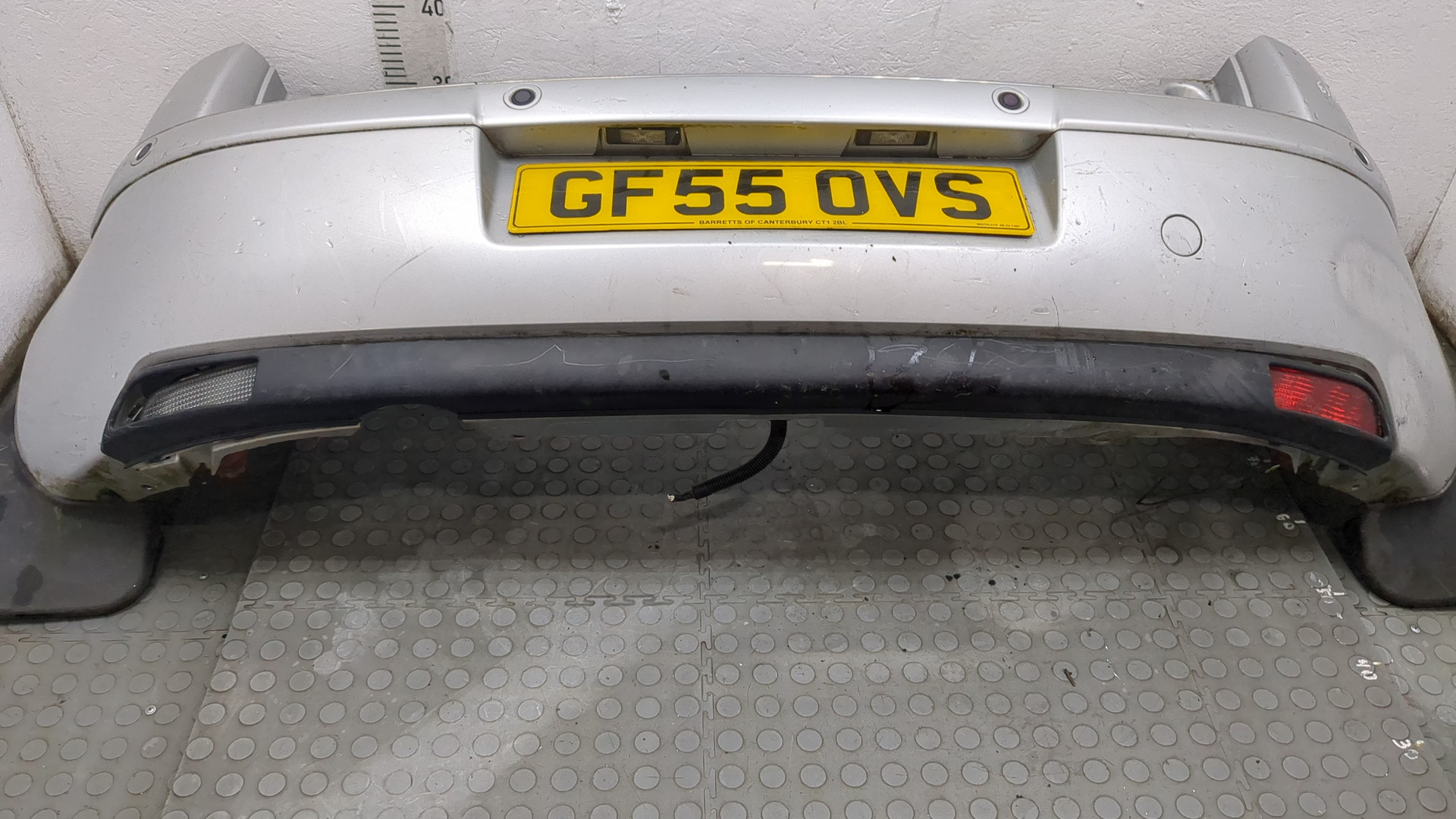 Бампер задний