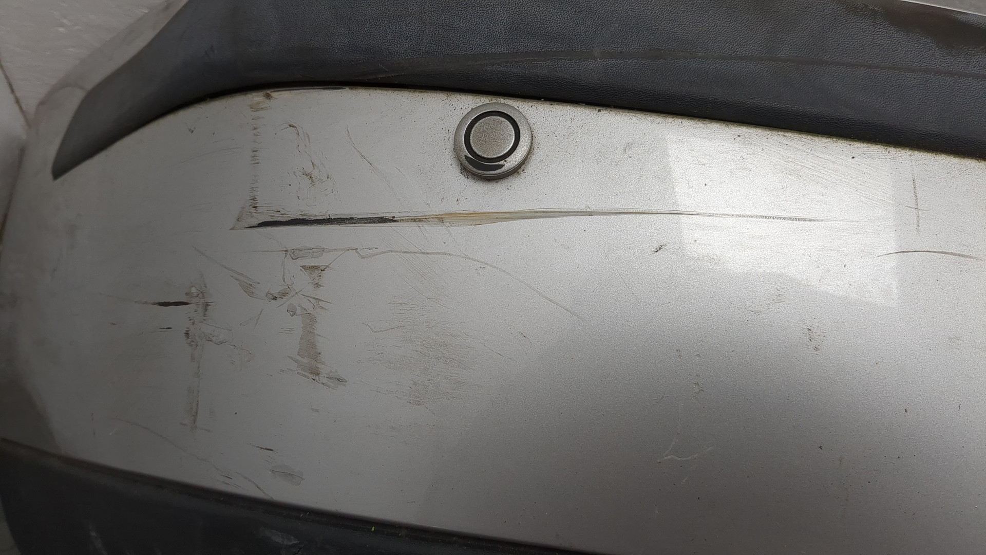 Бампер задний