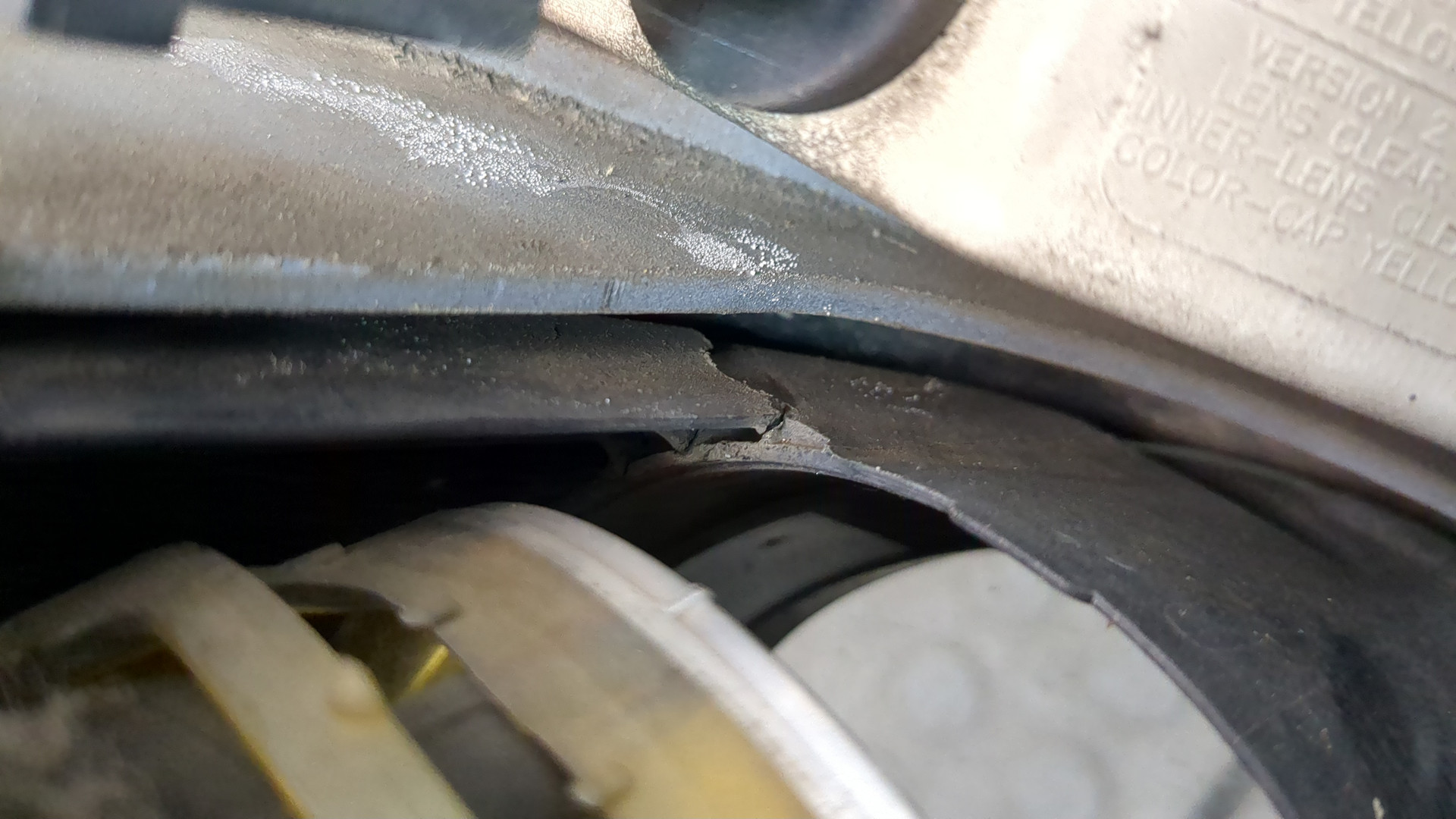 Бампер передний