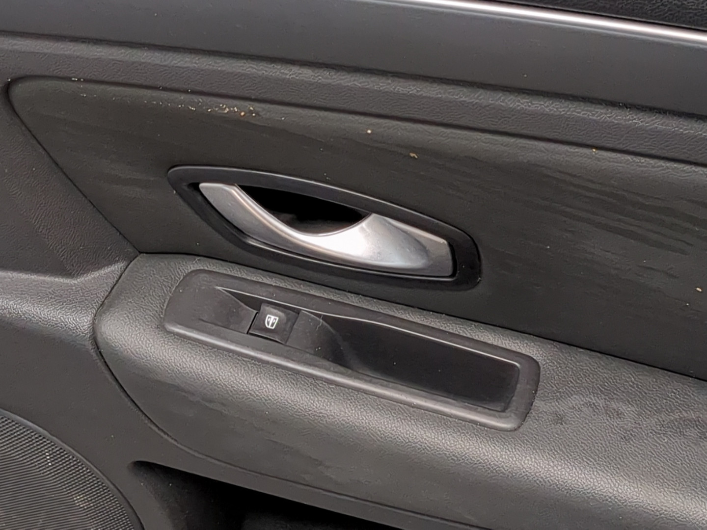 Дверь задняя правая