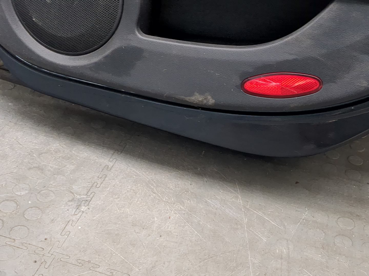 Дверь задняя правая