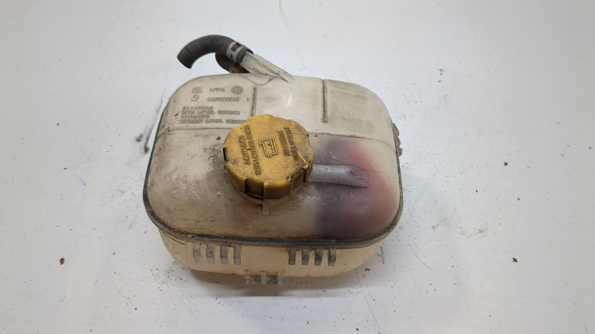 Бачок расширительный