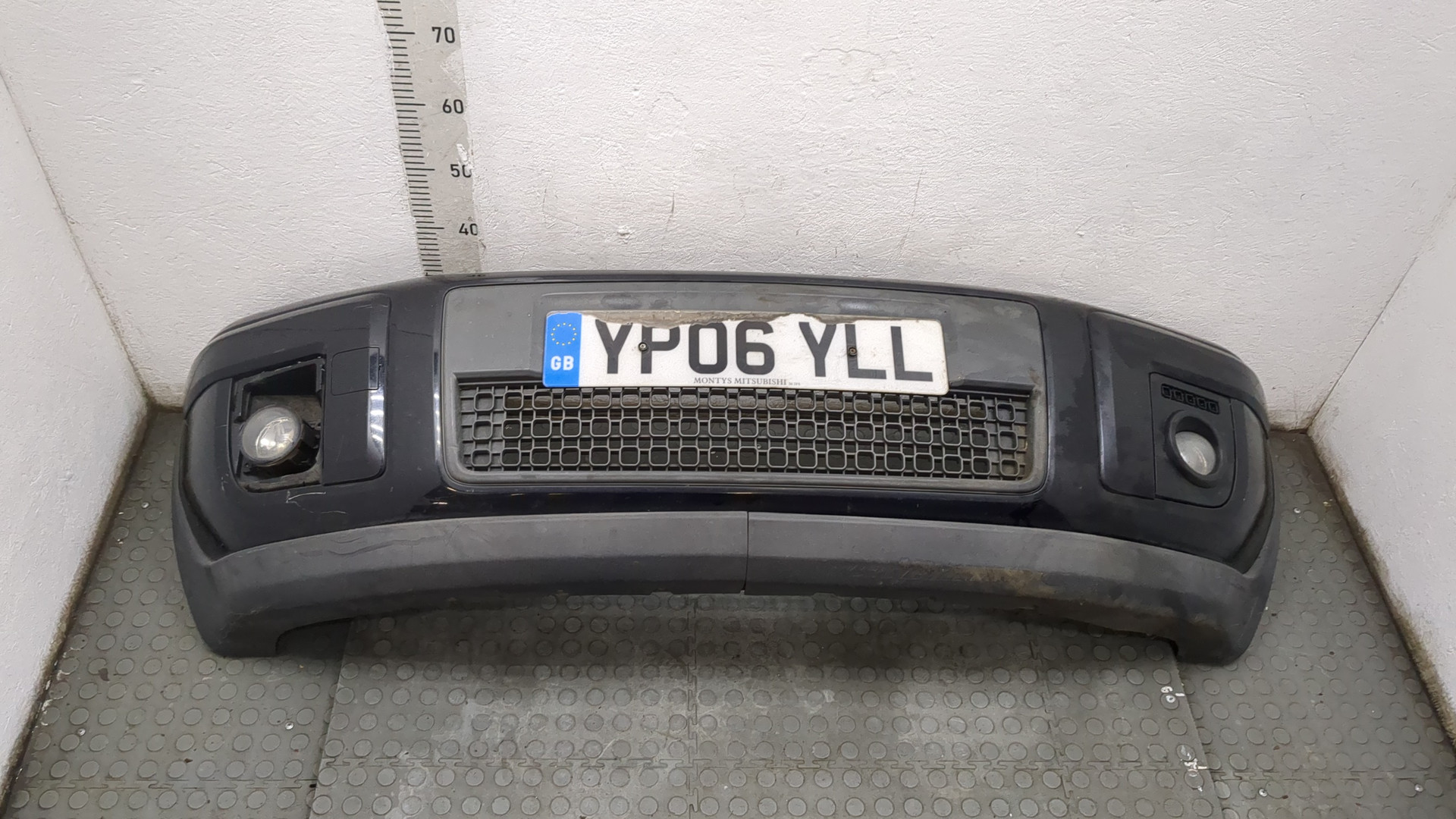 Бампер передний