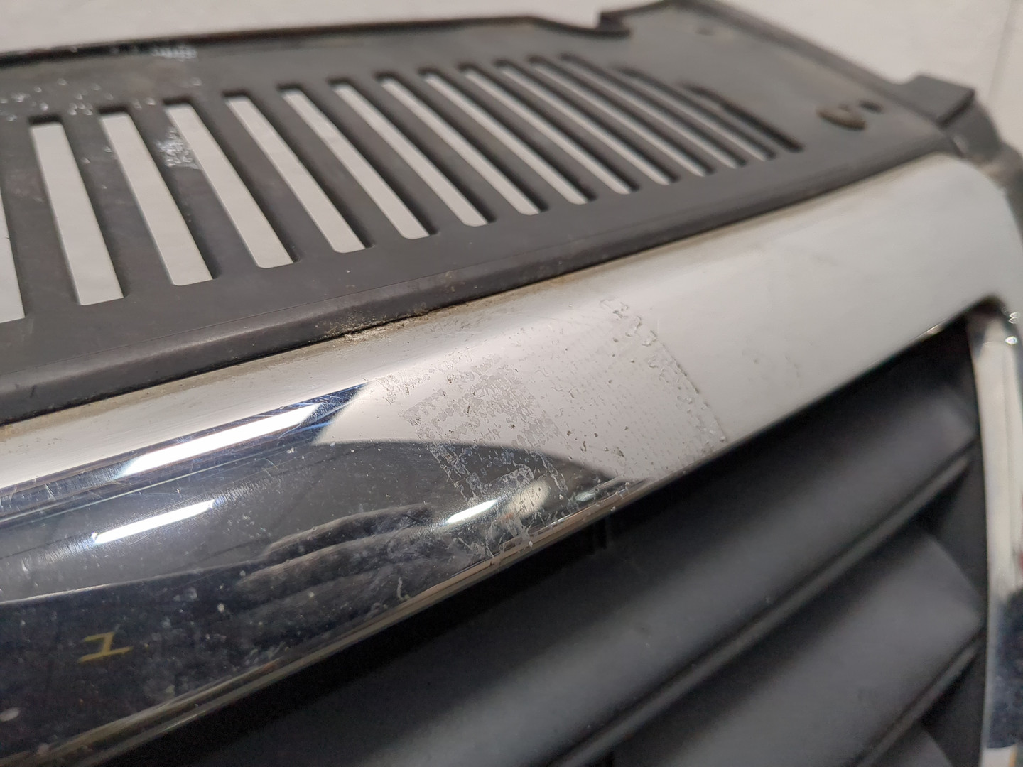 Бампер передний