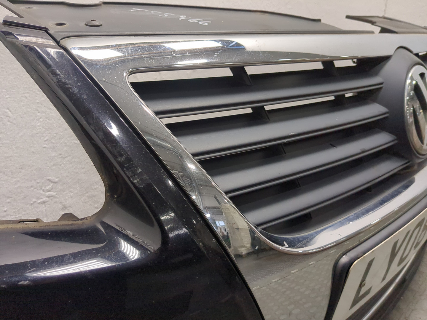 Бампер передний