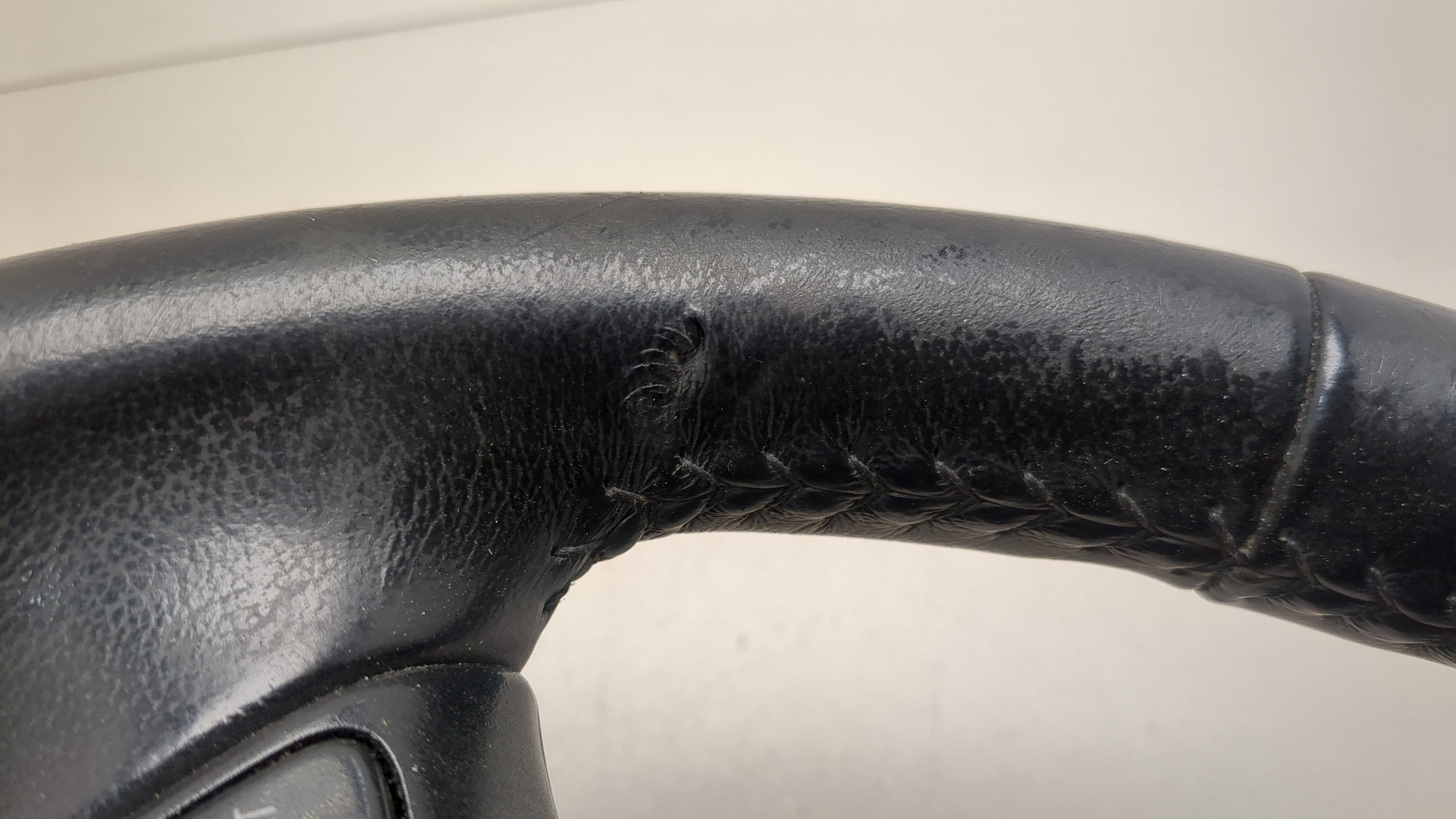 Рулевое колесо (руль)