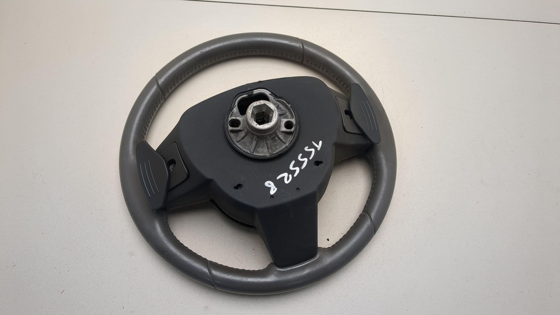 Рулевое колесо (руль)