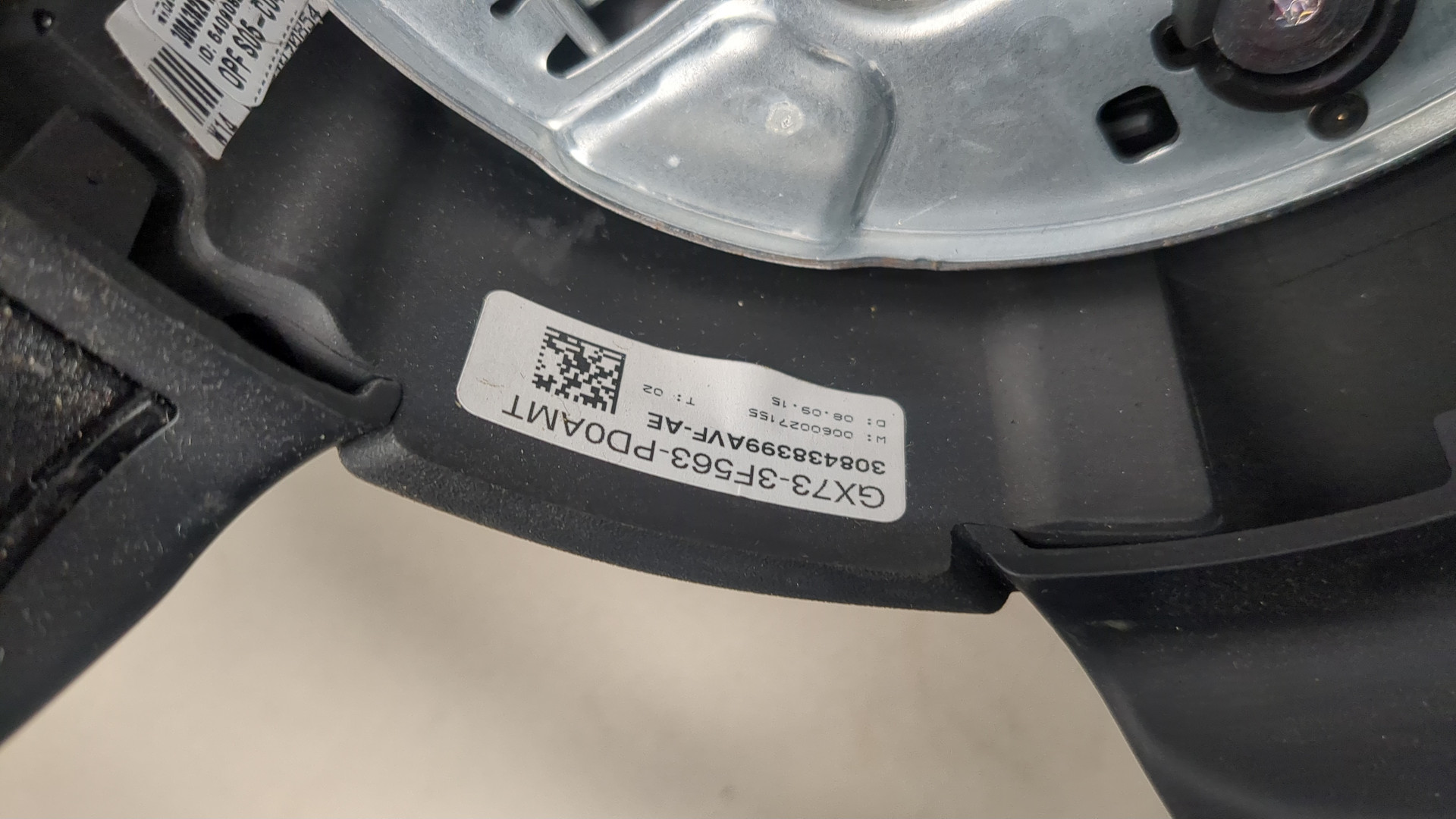 Рулевое колесо (руль)