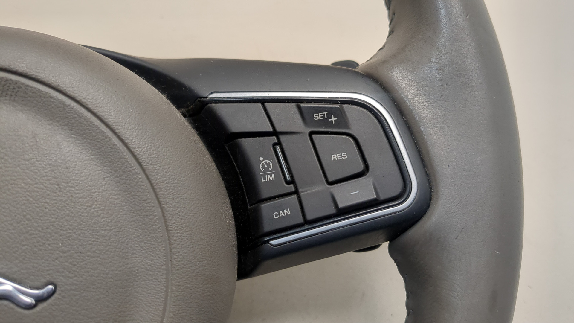 Рулевое колесо (руль)