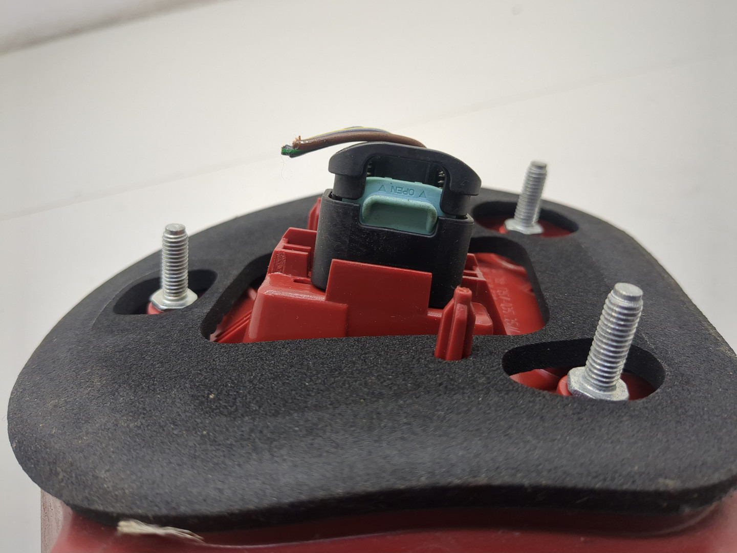 Фонарь задний правый