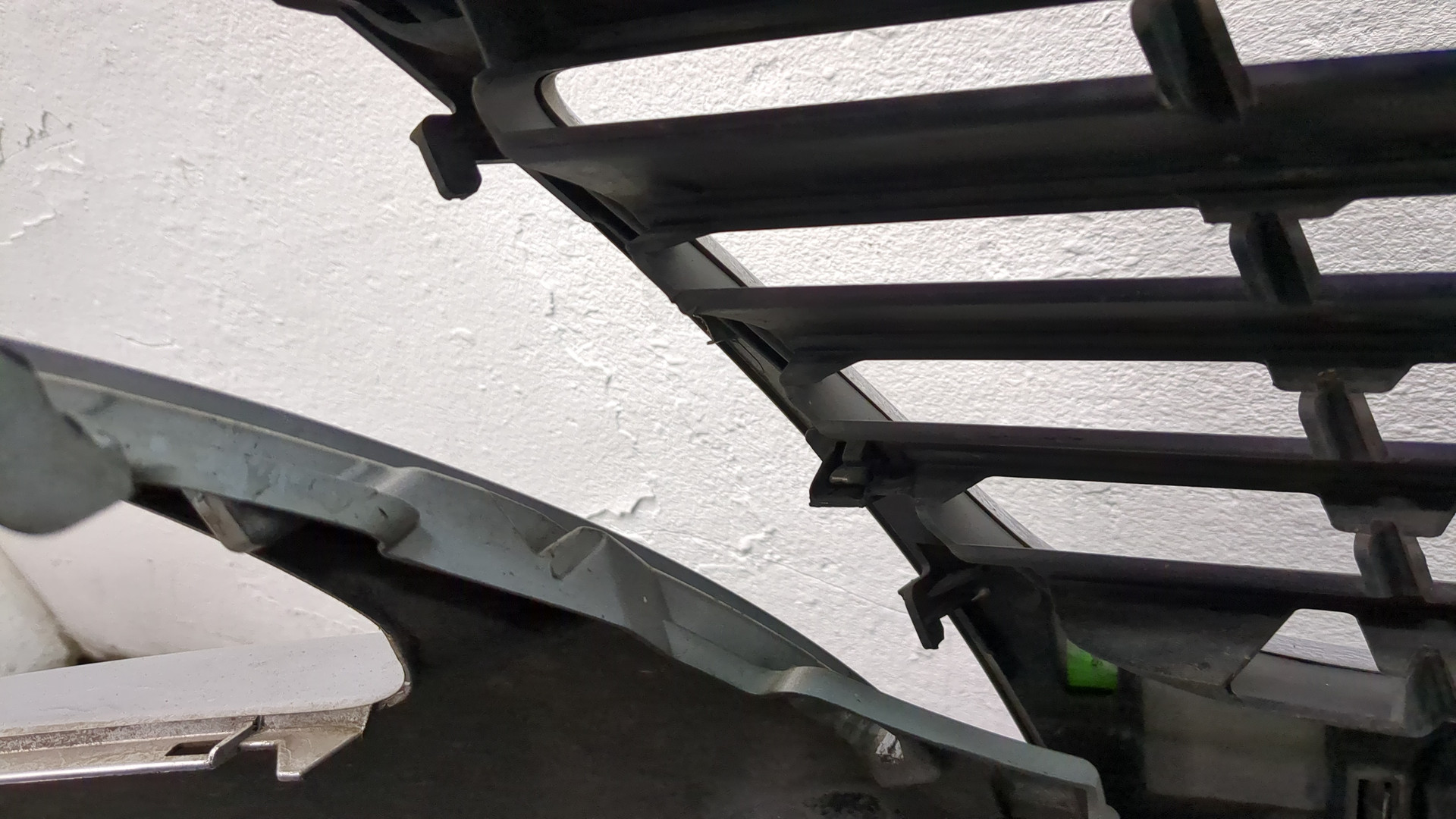 Бампер передний