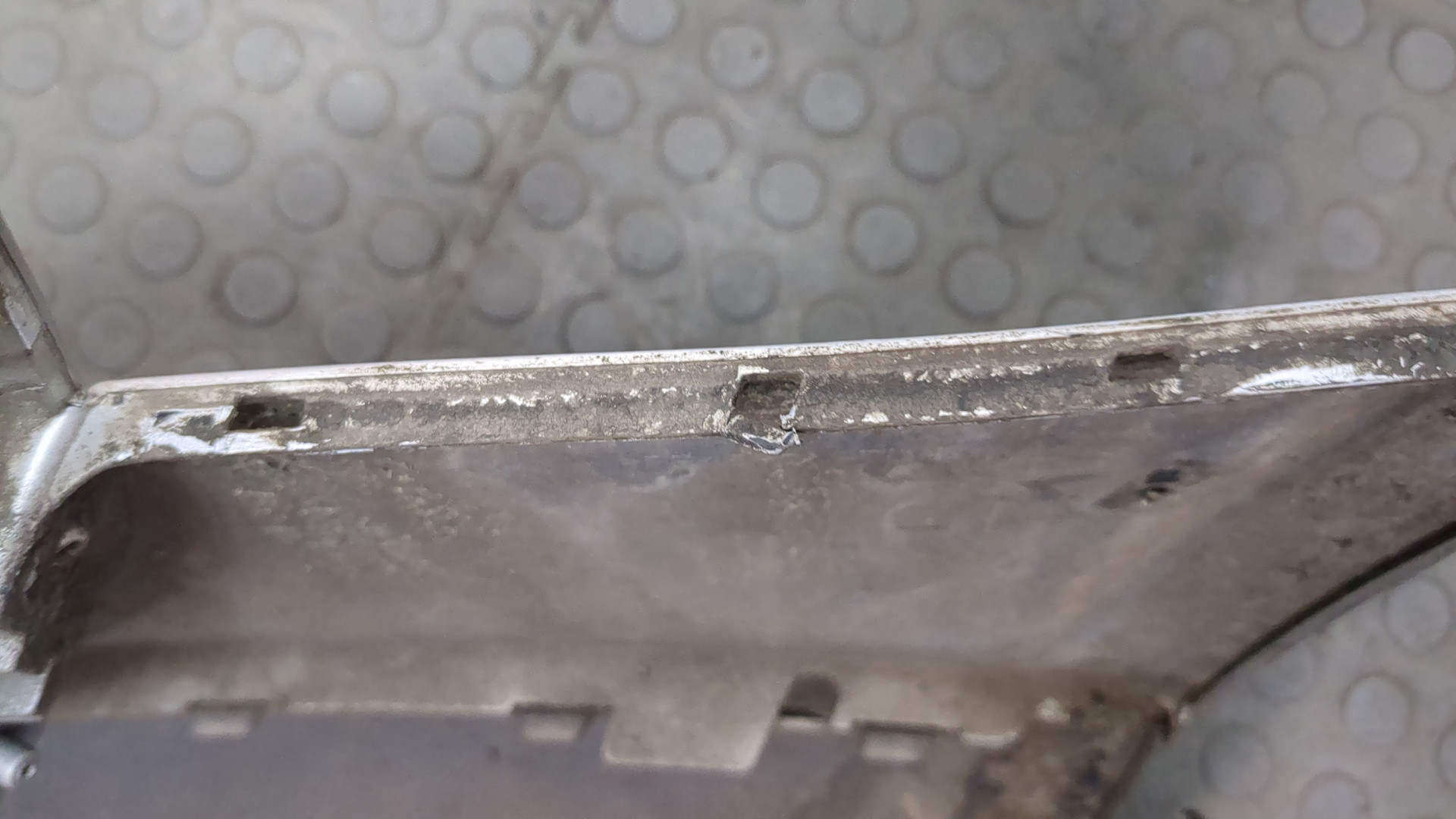 Бампер передний