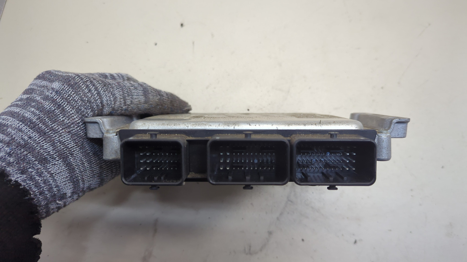 Блок управления двигателем