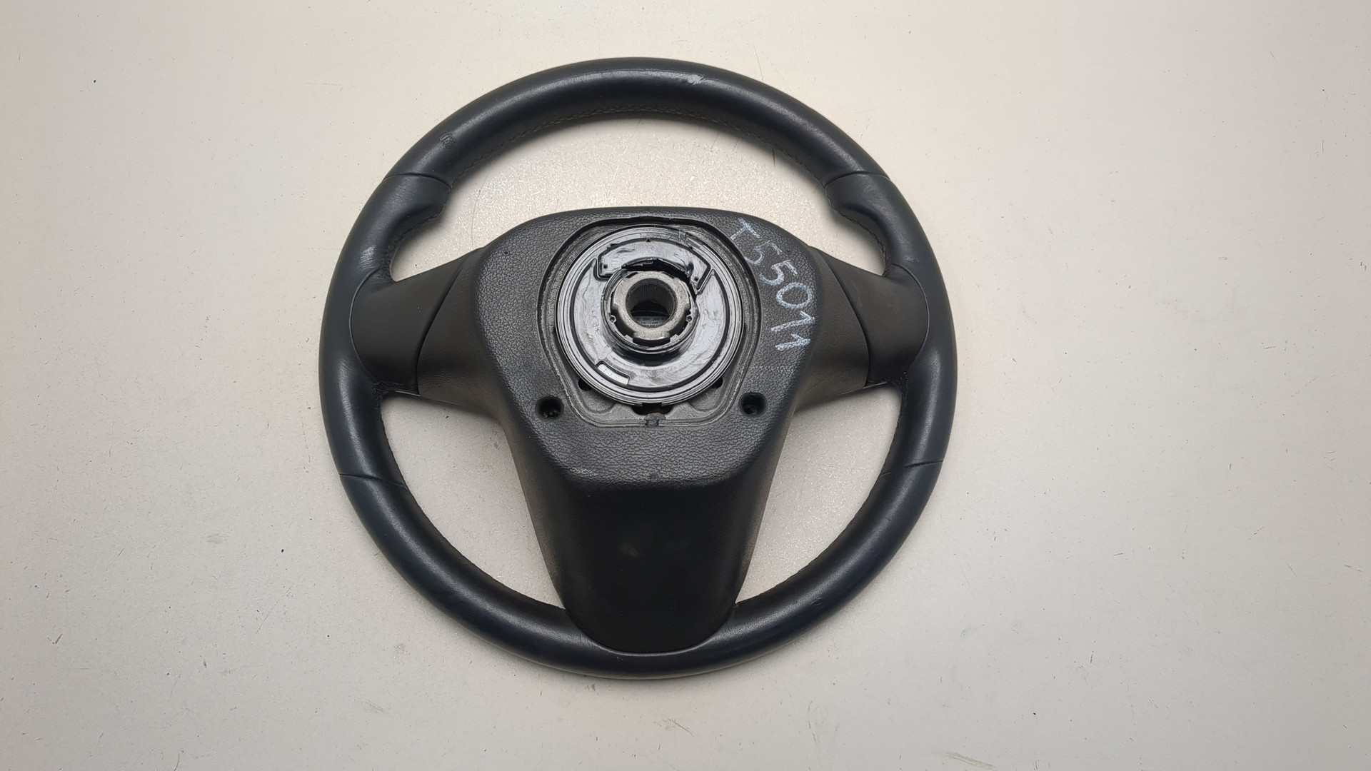 Рулевое колесо (руль)