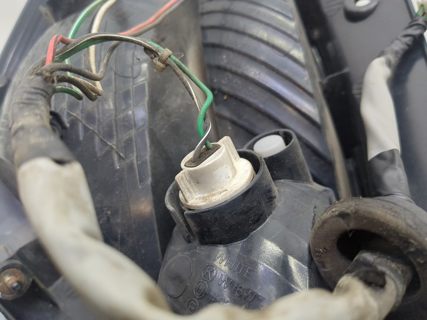 Фонарь задний правый