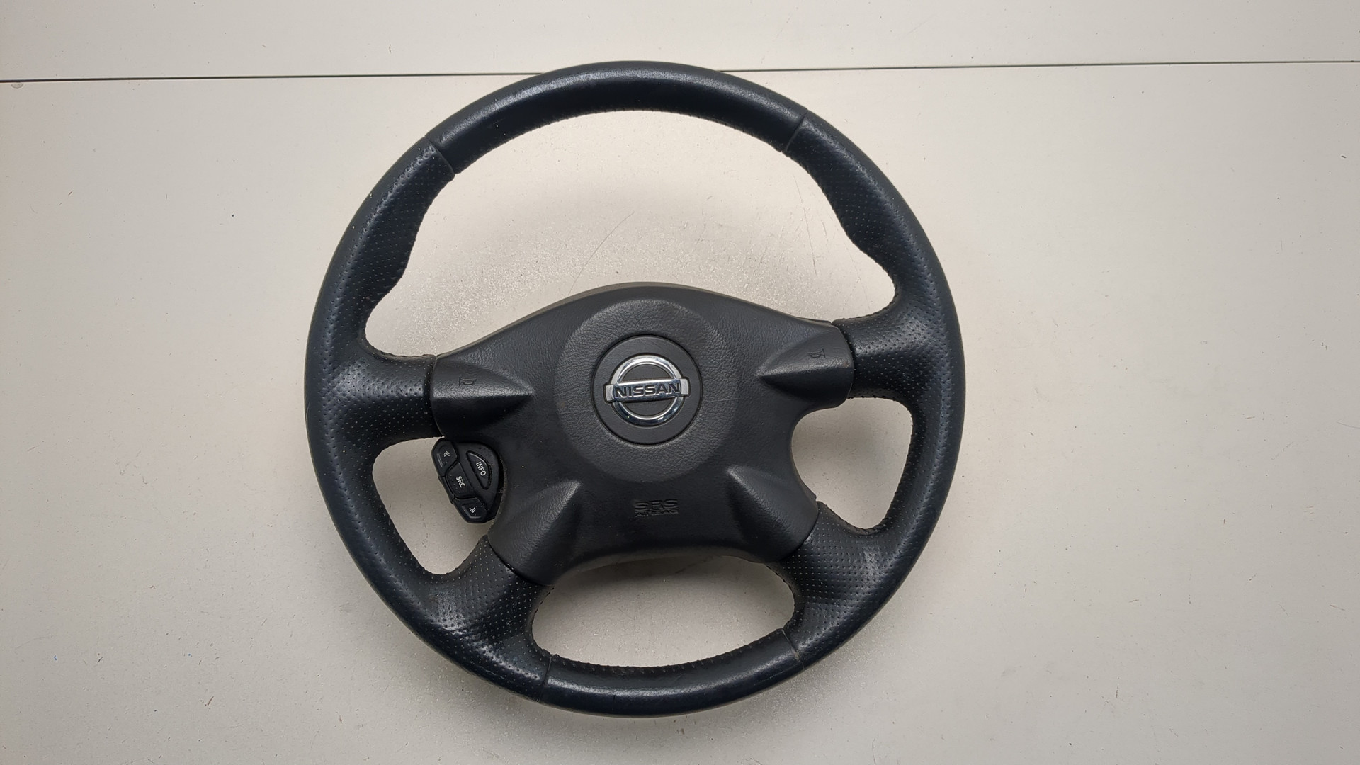 Рулевое колесо (руль)