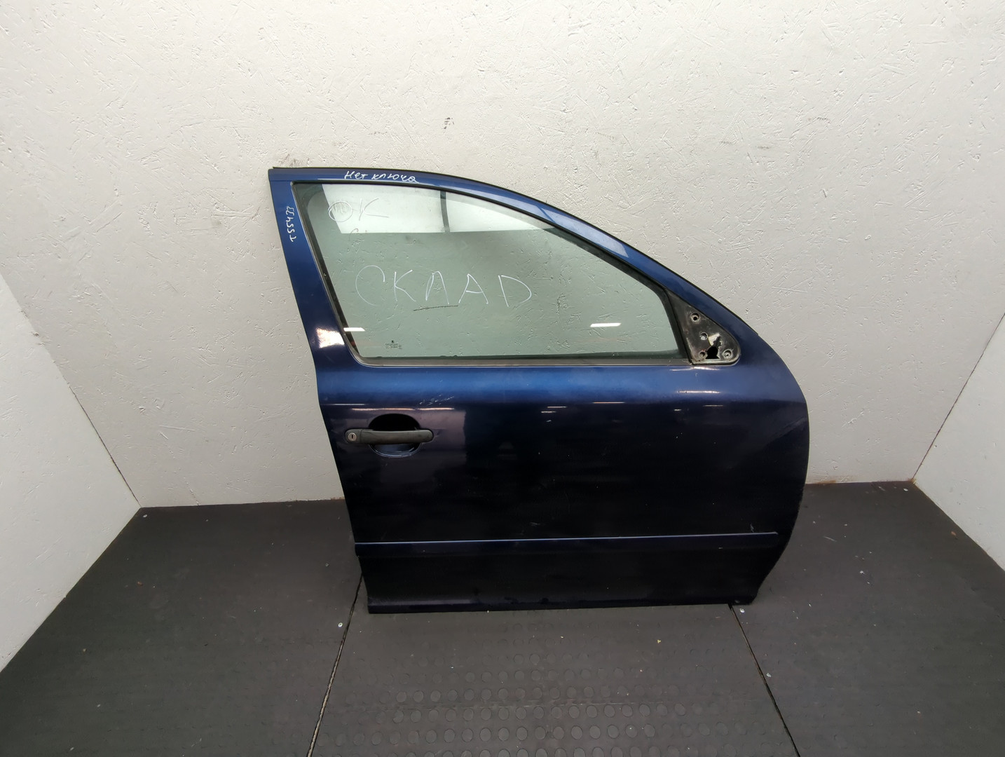 Дверь передняя правая