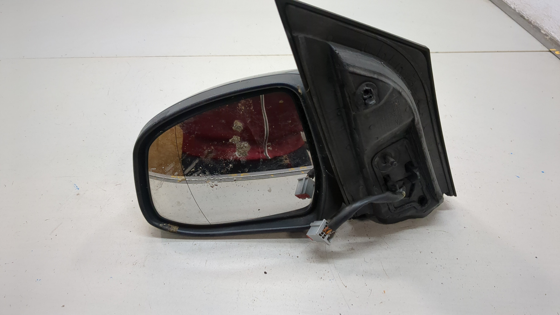 Зеркало левое электрическое