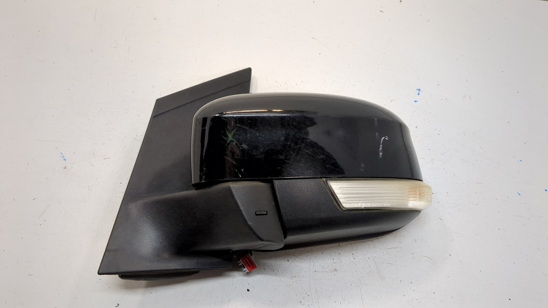 Зеркало левое электрическое