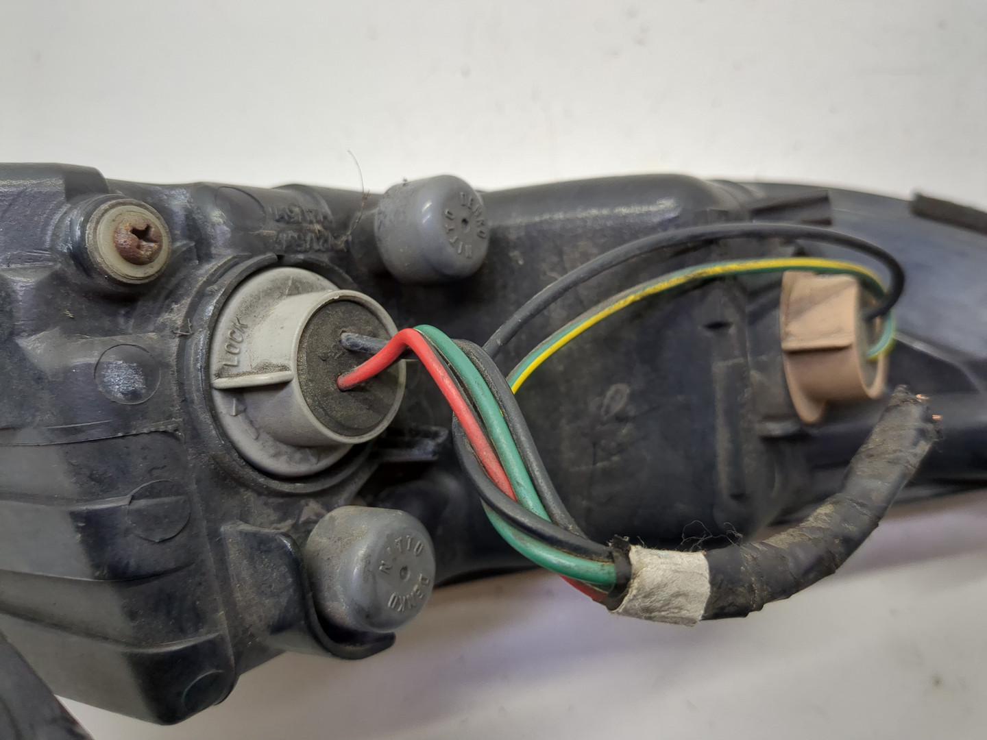 Фонарь задний правый