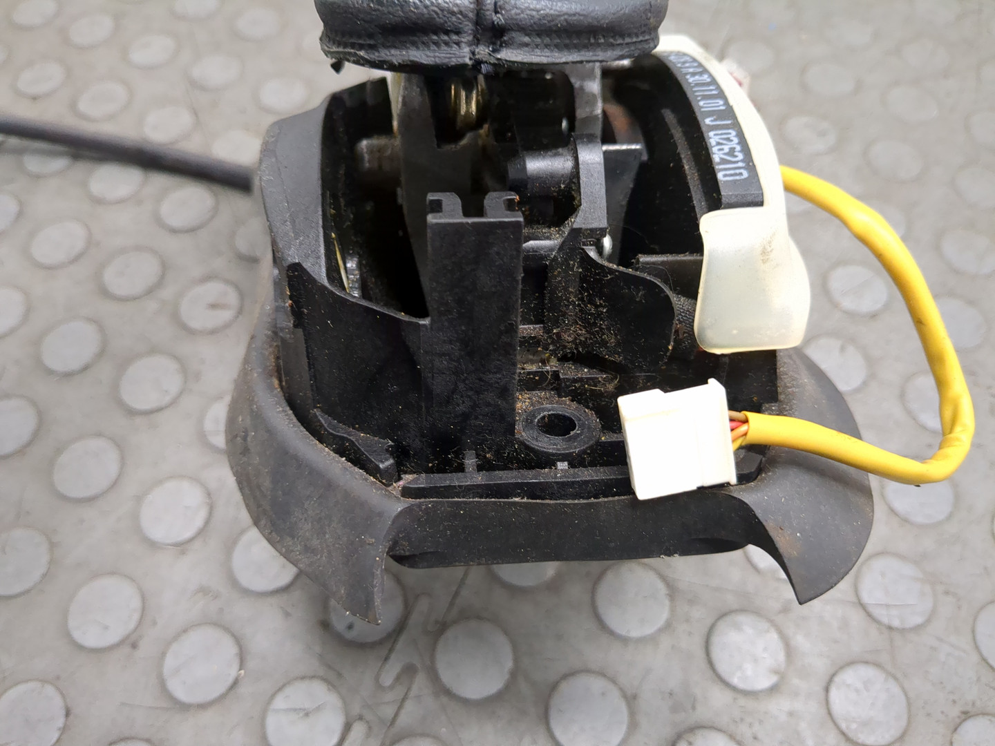 Кулиса МКПП / АКПП