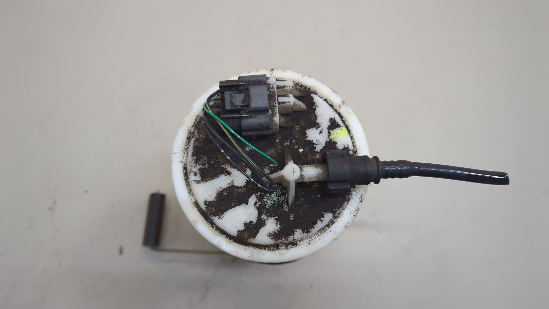 Насос топливный электрический