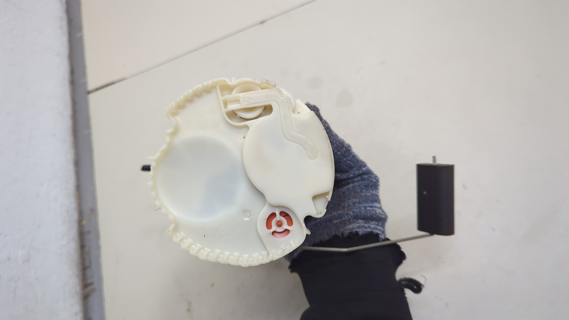 Насос топливный электрический