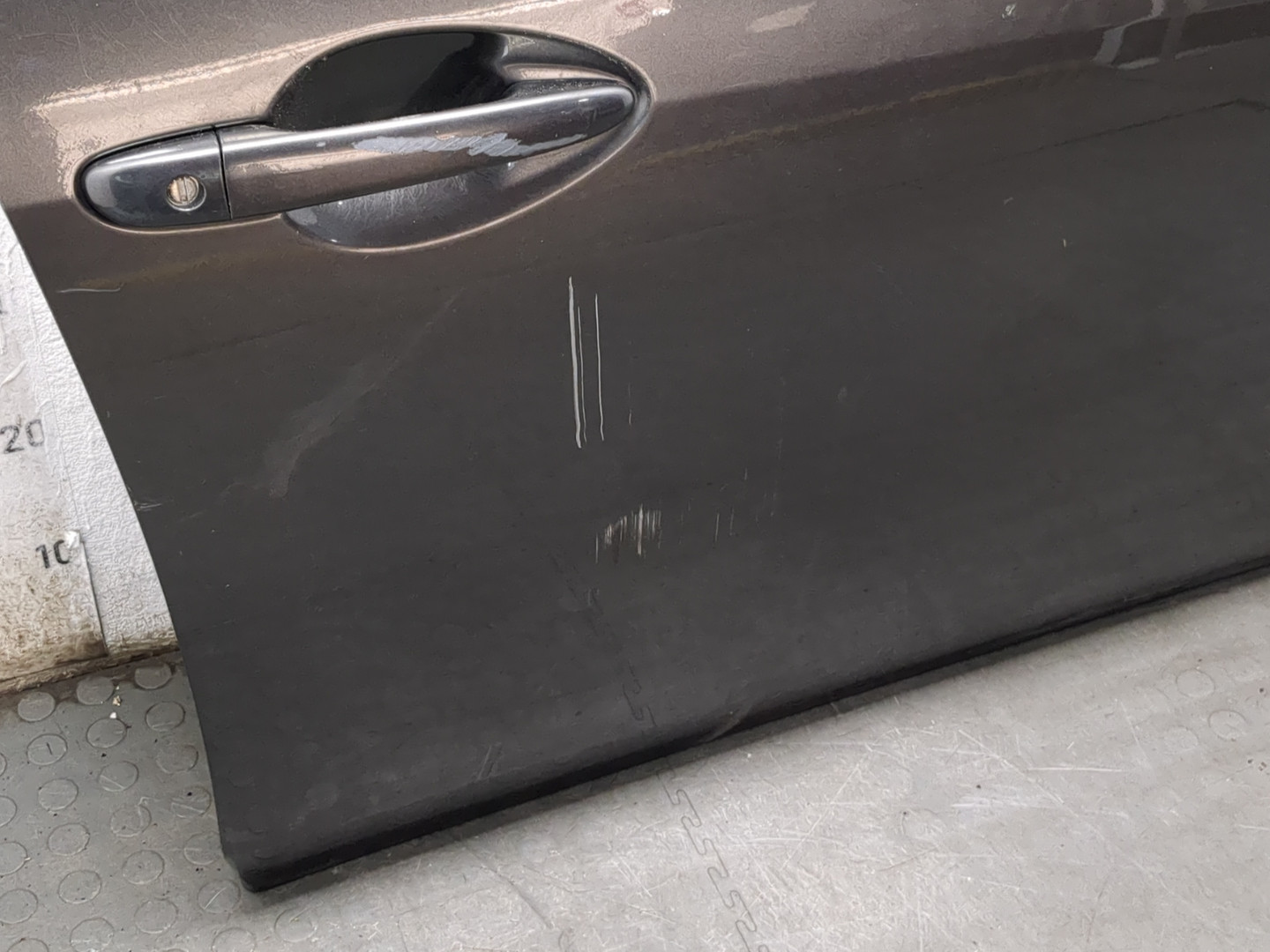 Дверь передняя правая