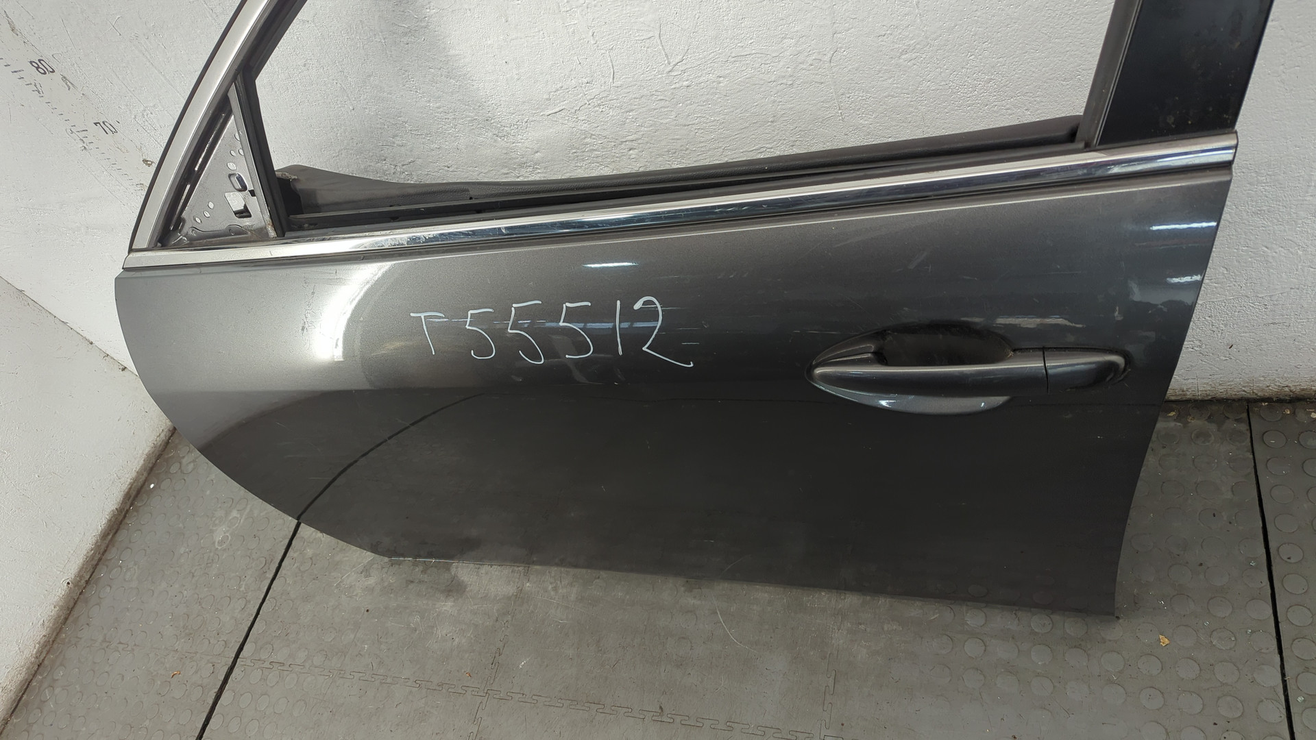 Дверь передняя левая