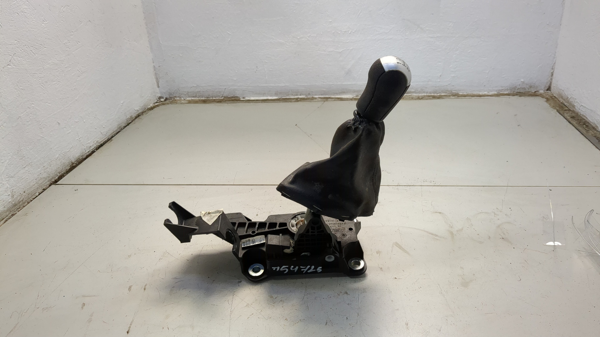 Кулиса МКПП / АКПП