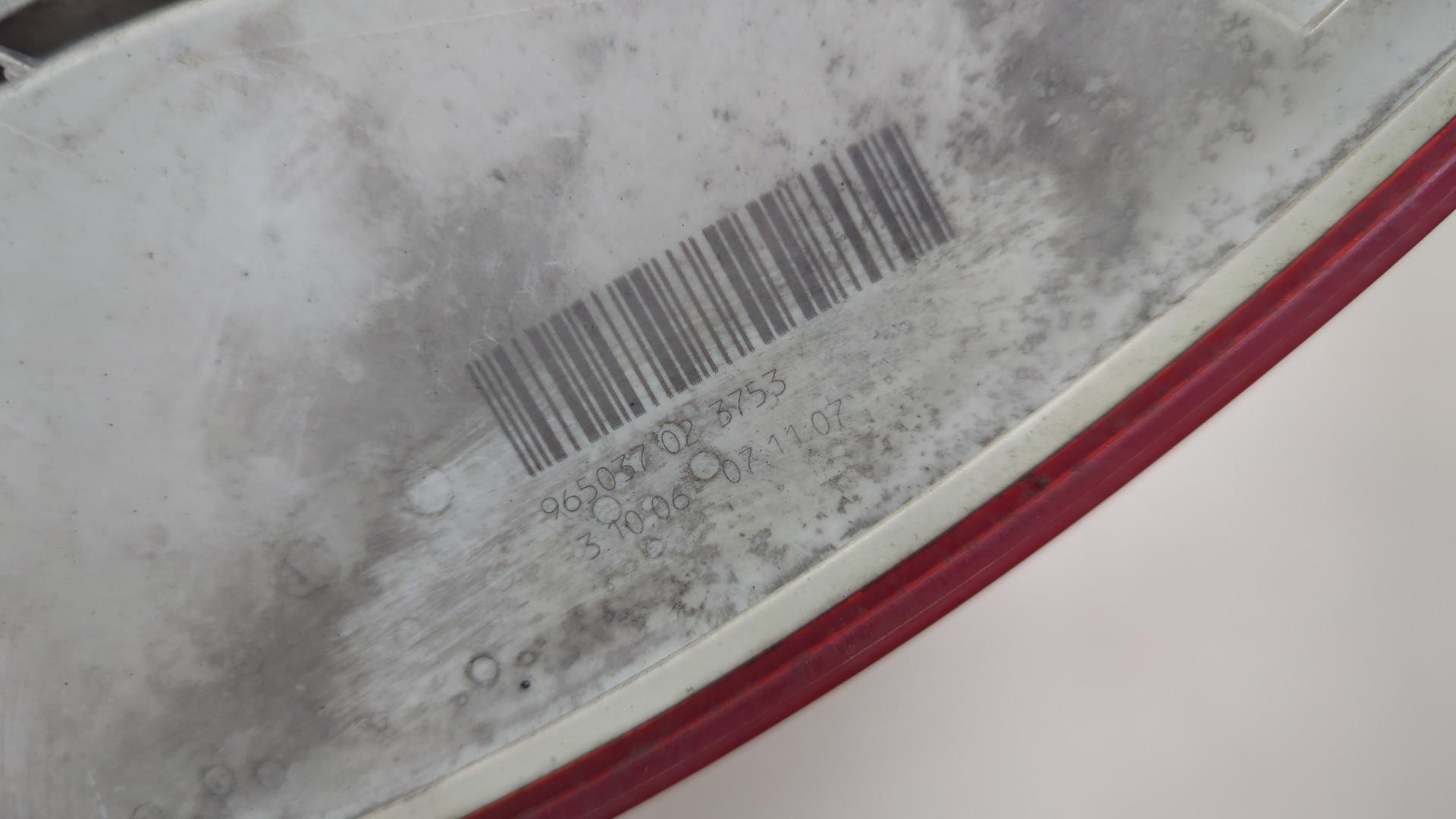 Фонарь задний правый