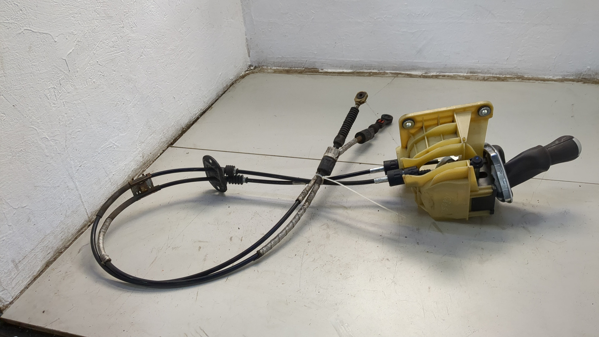 Кулиса МКПП / АКПП