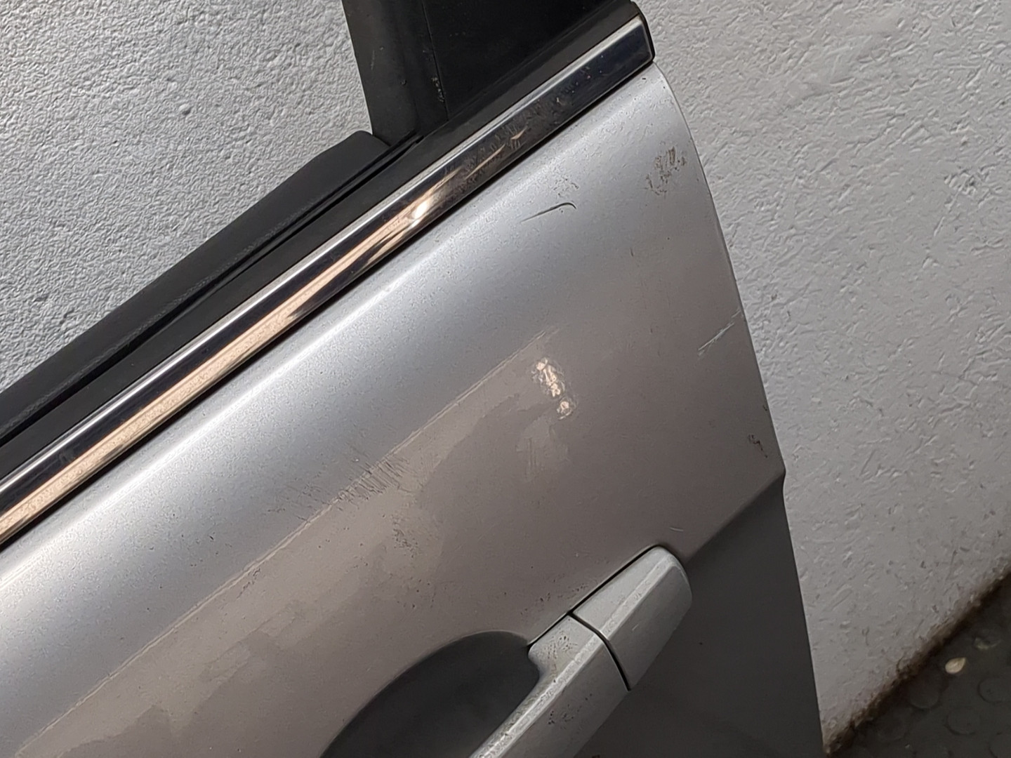 Дверь передняя левая