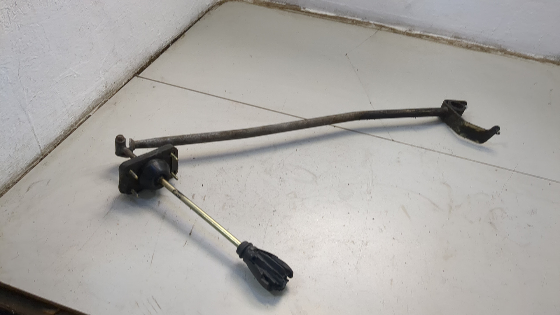 Кулиса МКПП / АКПП