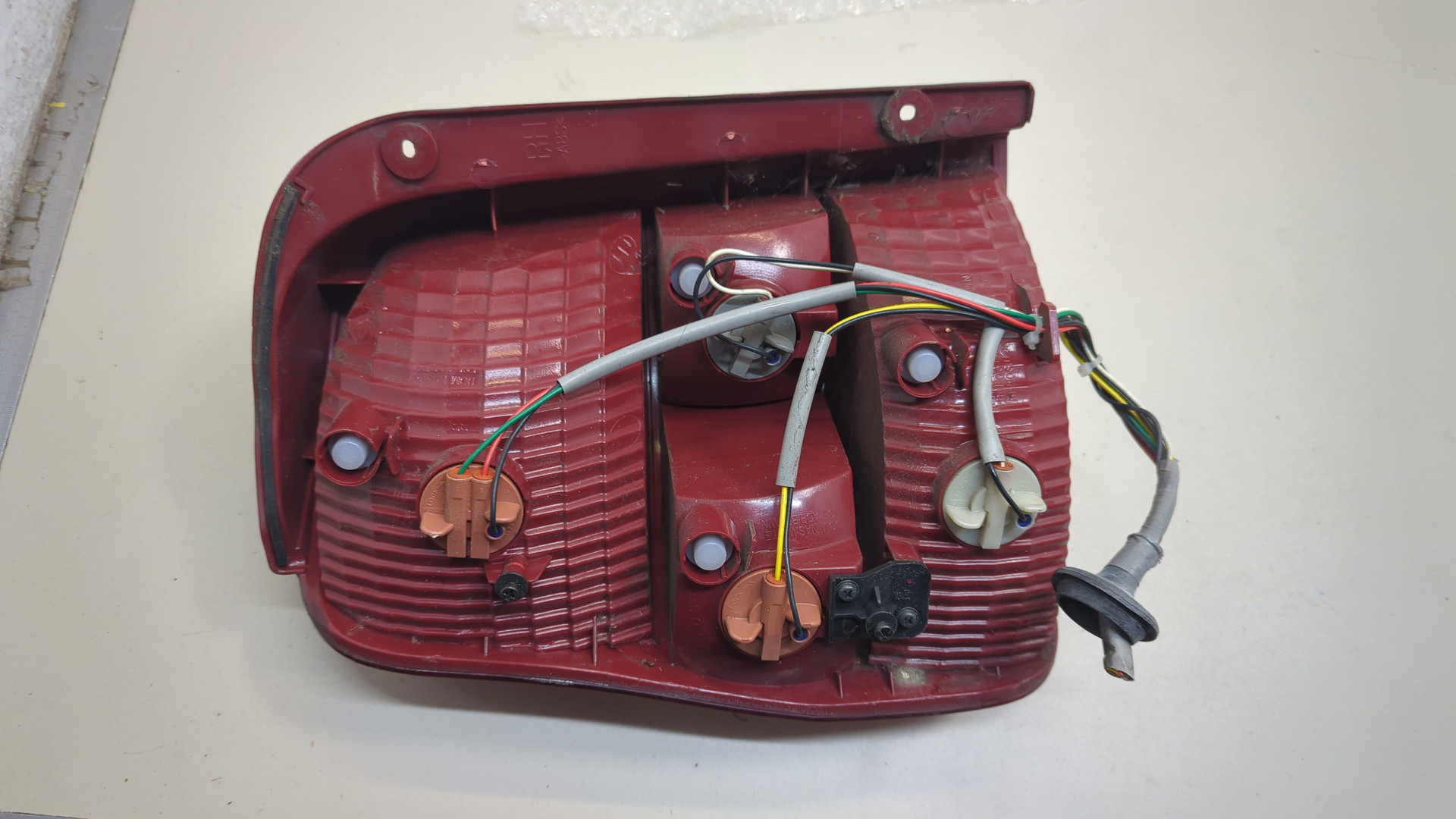 Фонарь задний правый