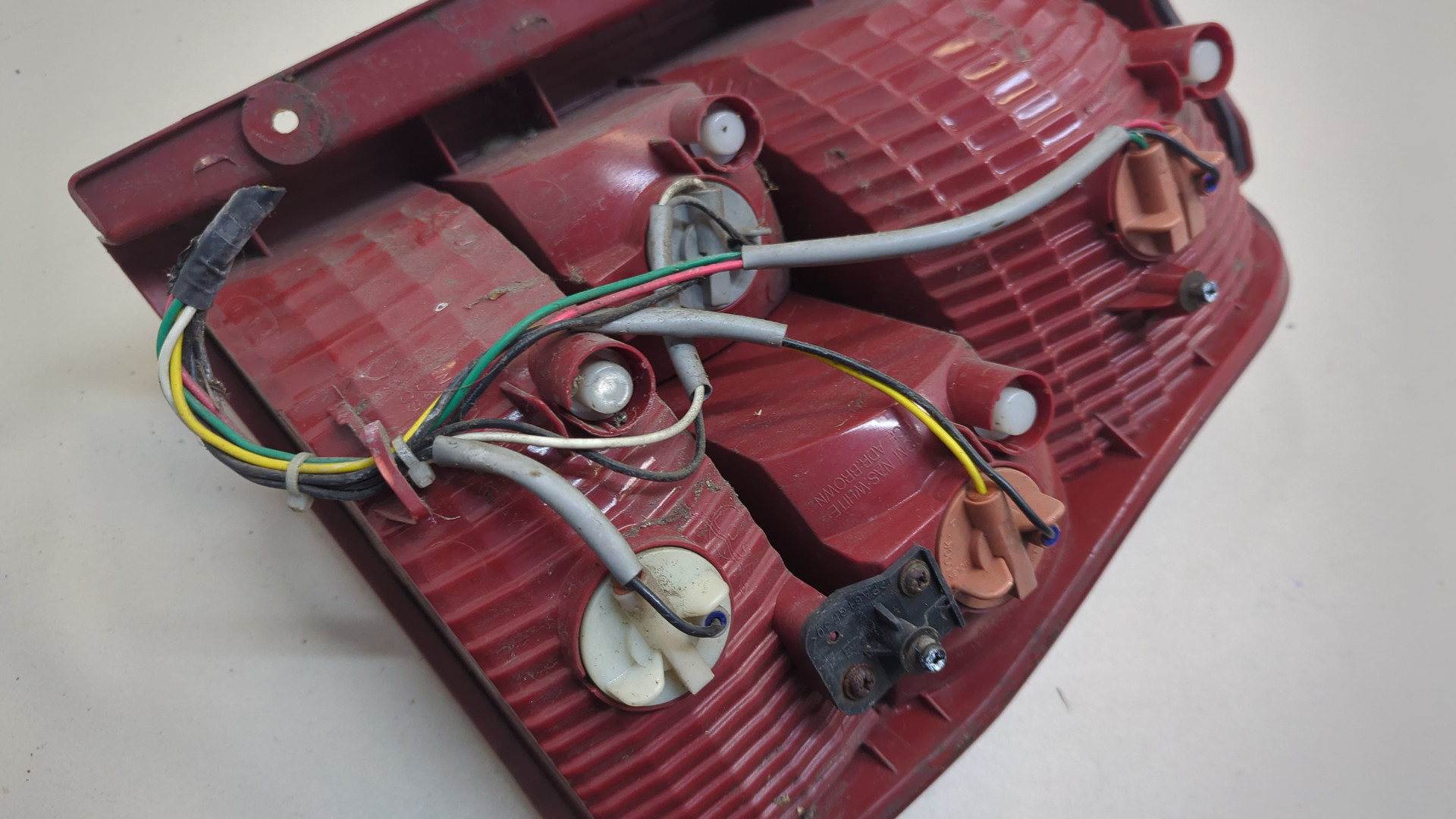 Фонарь задний левый