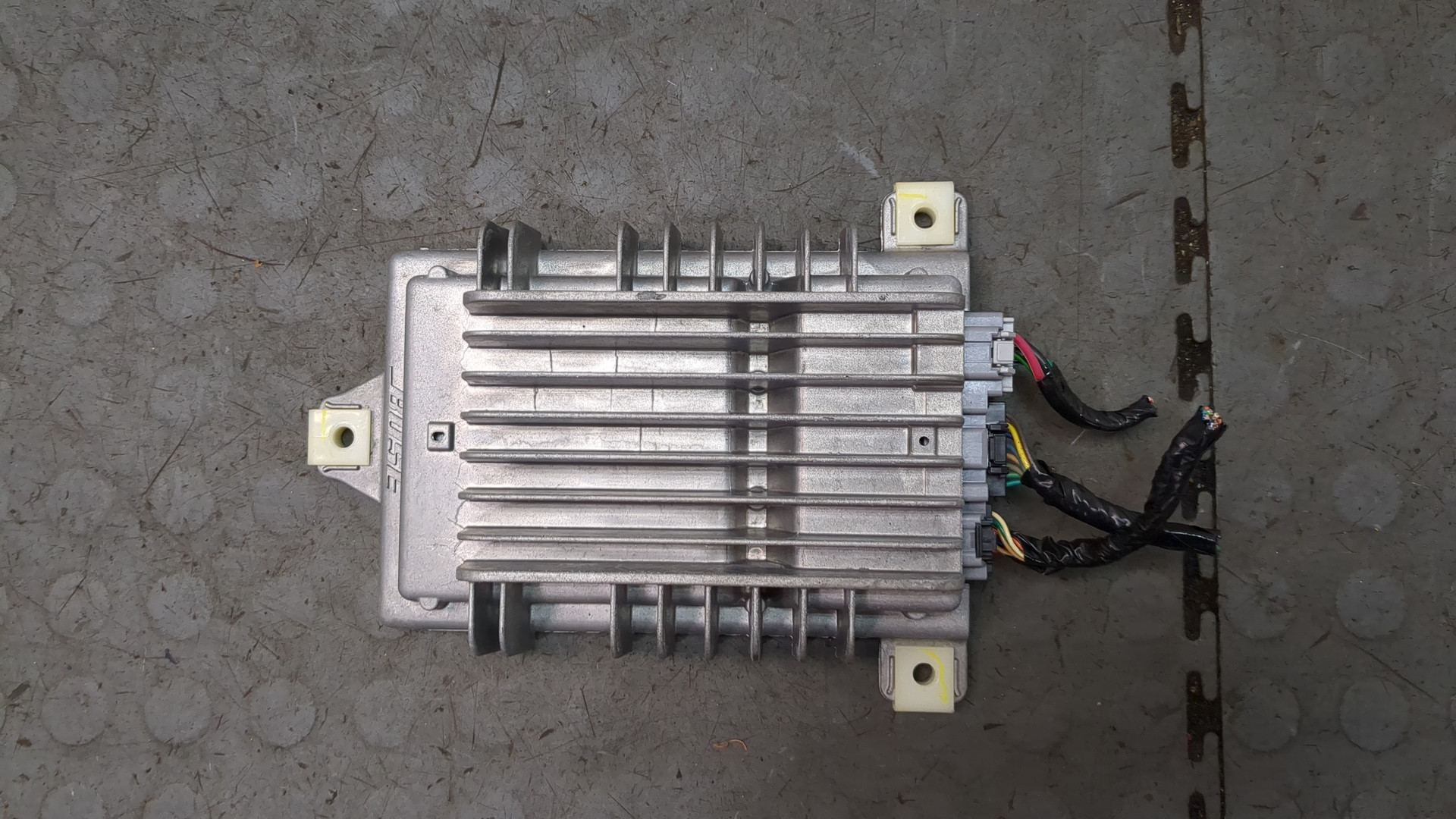 Усилитель акустической системы