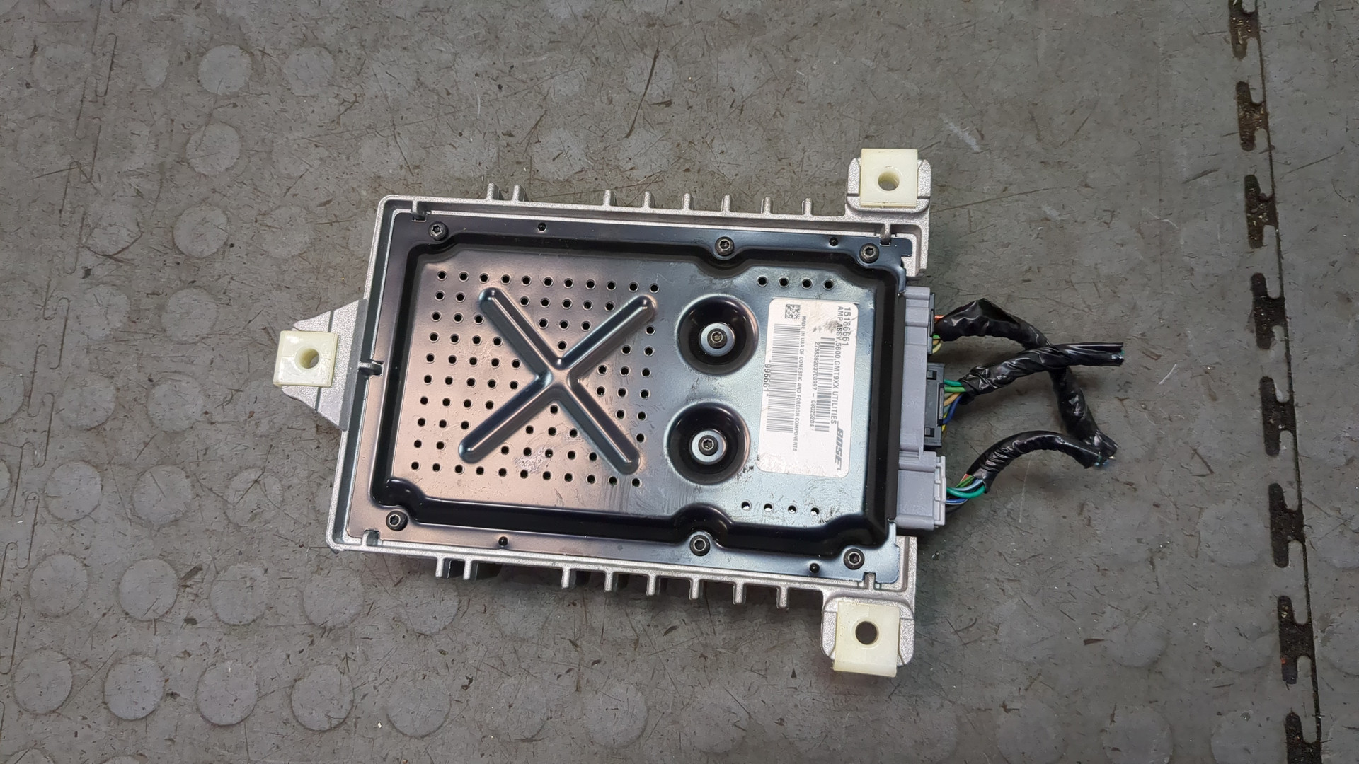 Усилитель акустической системы