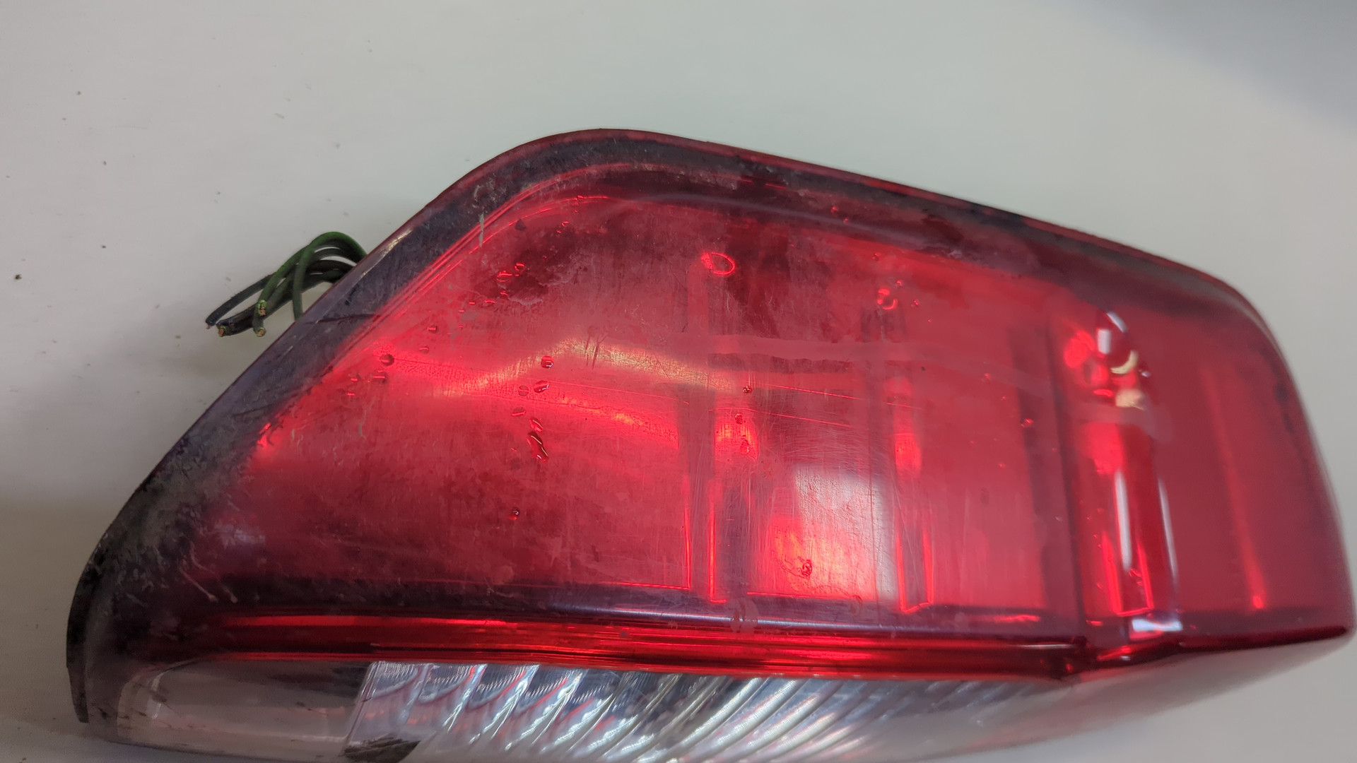 Фонарь задний левый