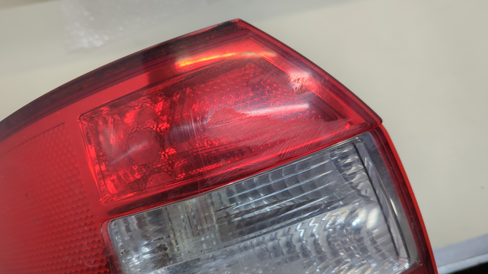 Фонарь задний левый