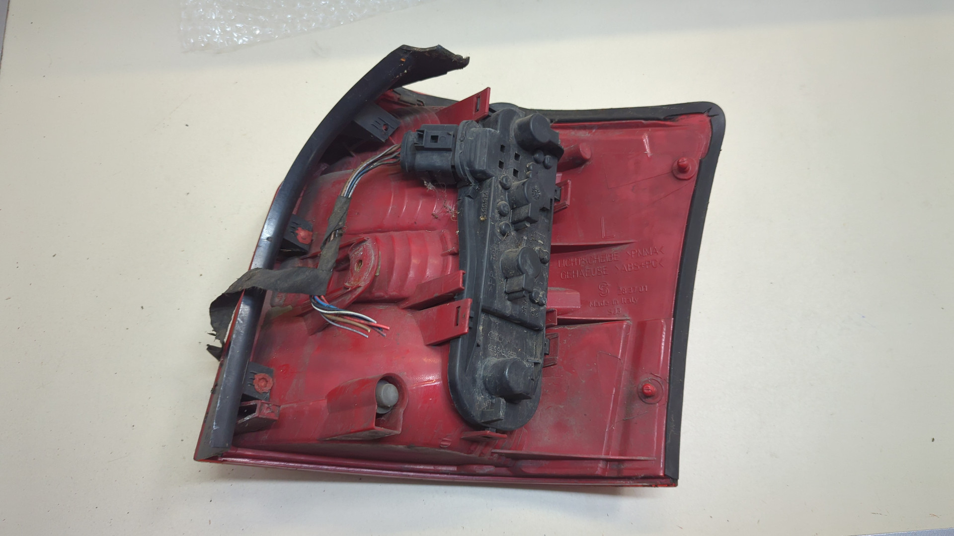 Фонарь задний левый