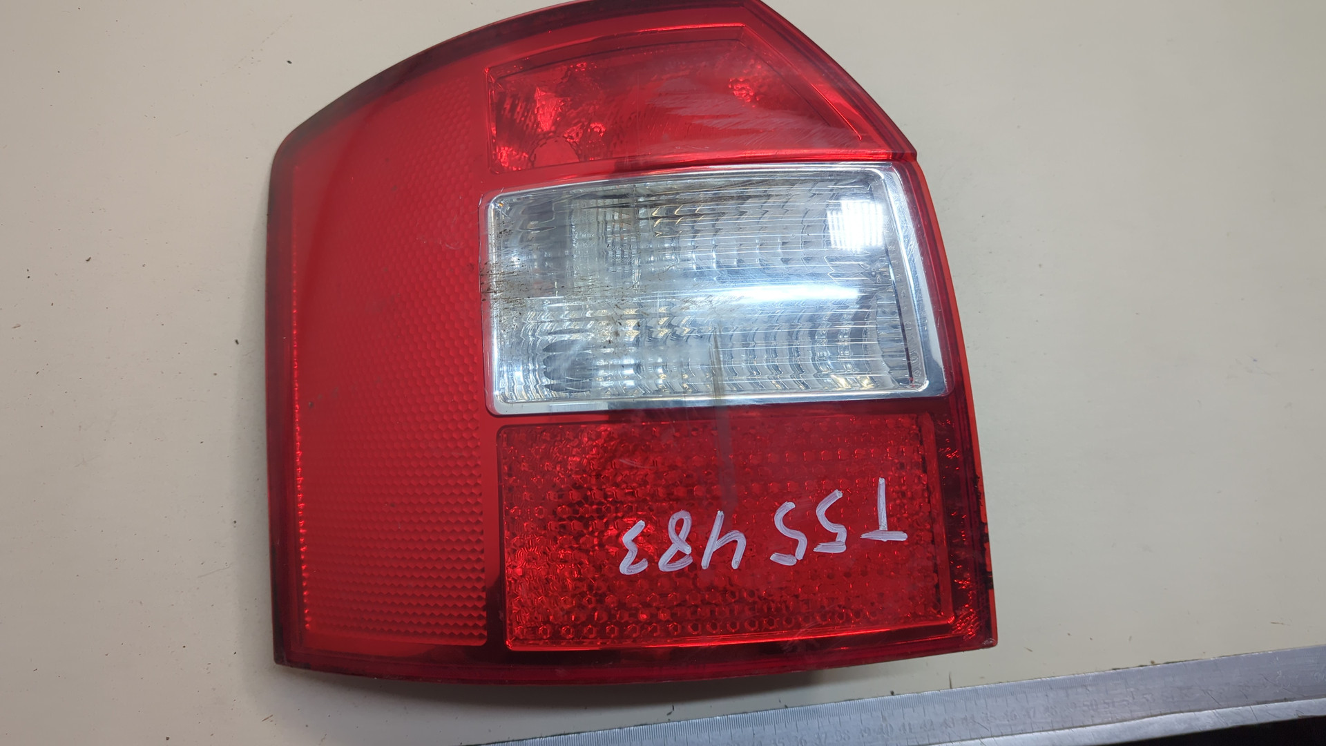 Фонарь задний левый